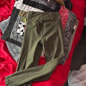 Olive Green Aerie Leggings (XS/TP)